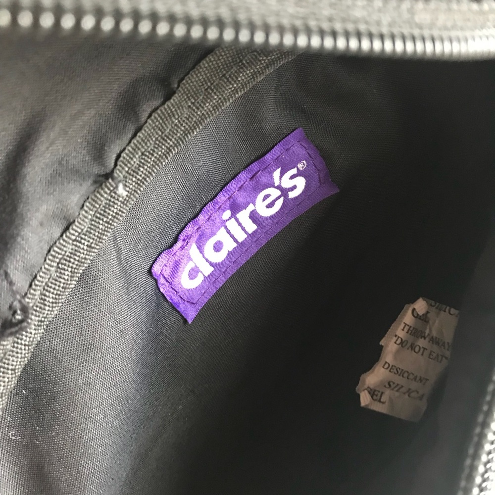 Pouch - Picture 3 of 3